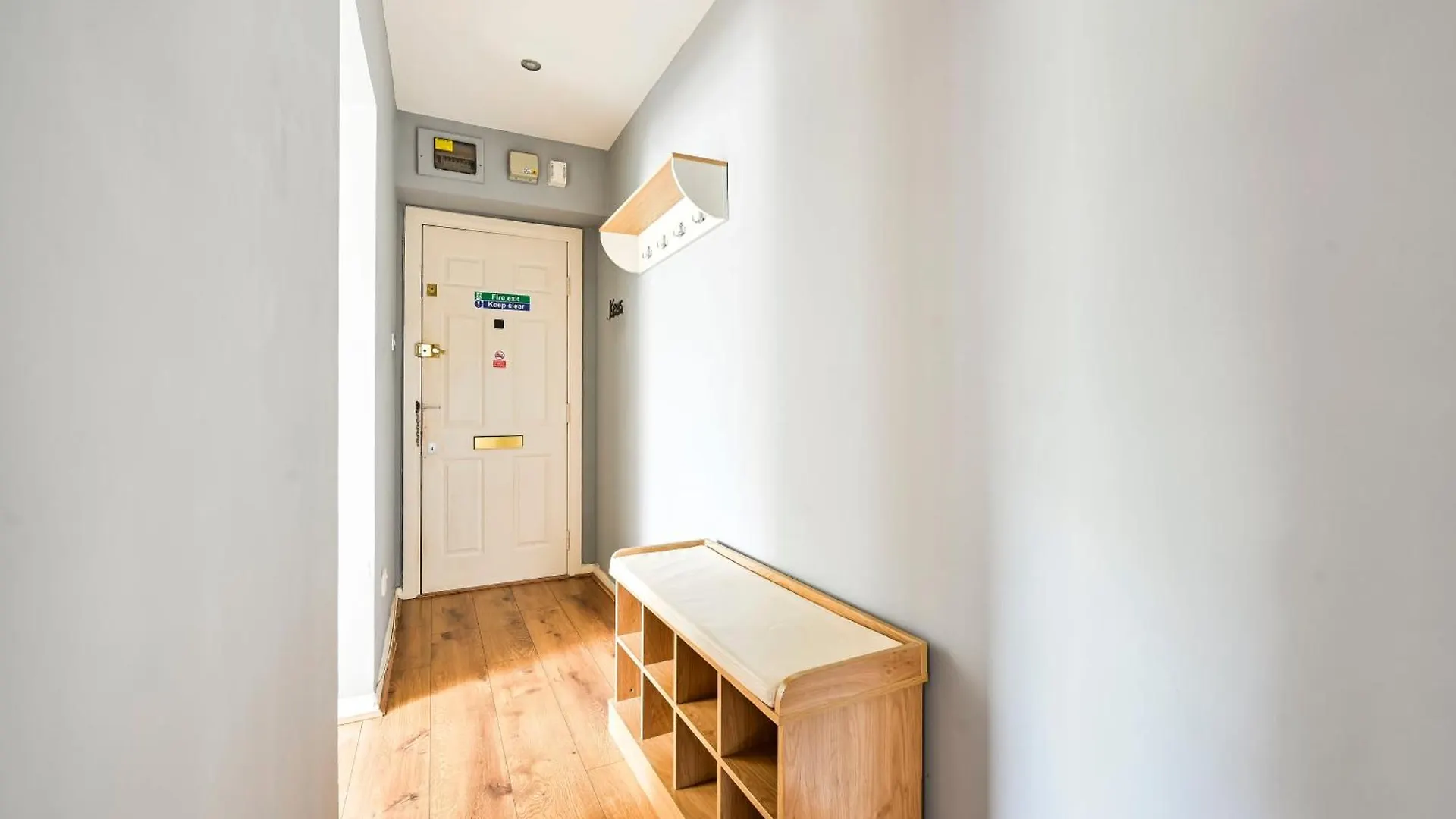 Cosy 1-Bed E15, Sleeps 4, 1 Min From Tube Station Near O2 Arena Apartment London United Kingdom
